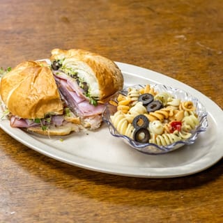 CALIFORNIA CLUB SANDWICH